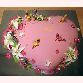 Торт "Феечки на розовом сердце"