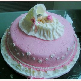 Торт на рождение девочки "Коляска с новорожденной"