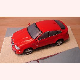 Торт "Красная BMW X6"
