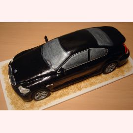 Торт "Черный BMW Х6"