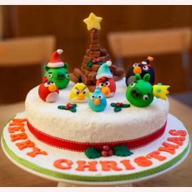 Торт на Новый год "Новый год в стиле Angry Birds"