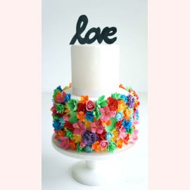 Торт для влюбленных "Красочные цветы LOVE"