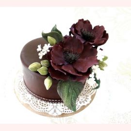 Торт "Цветы цвета шоколад"