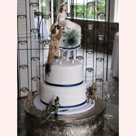 Торт "Свадьба после боя"
