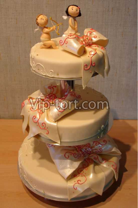 Свадебный торт "Возлюбленная Купидона"