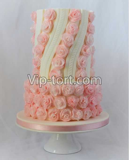 Торт "Воздушность розовых роз"