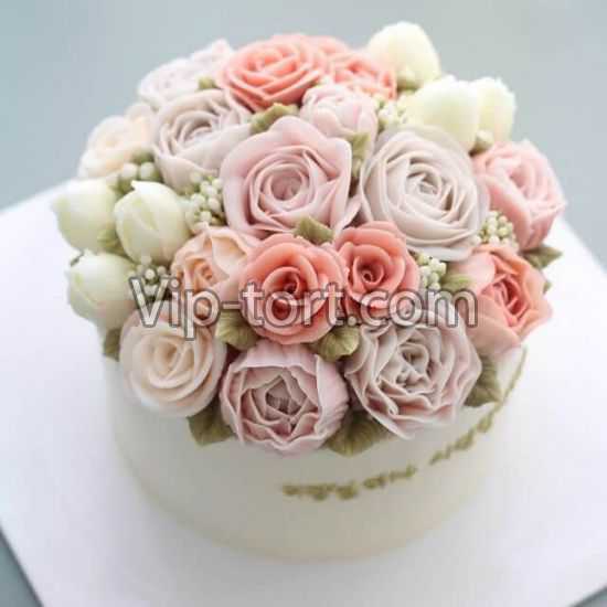 Торт с цветами из крема "Букетик невесты"
