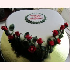 Торт на 8 марта "Сердце с розами"