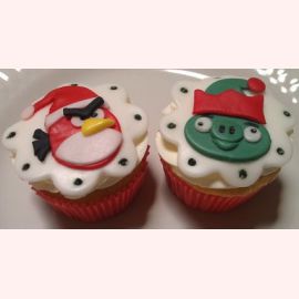 Новогодние капкейки на заказ "Angry Birds"
