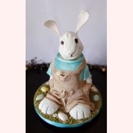 Торт "Кролик в комбинезоне"