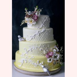 Свадебный торт "Птичка певчая"