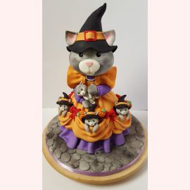 Торт "Мама-кошка и котята. Хэллоуин"