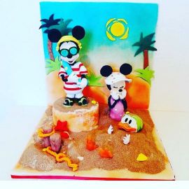 Торт "Друзья Микки Мауса на пляже"