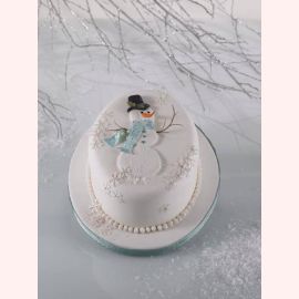 Торт на новый год "Белоснежный снеговик"