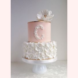 Торт "Белый нежный цветок"