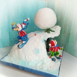 Новогодний торт 2022 "Лыжные прогулки"